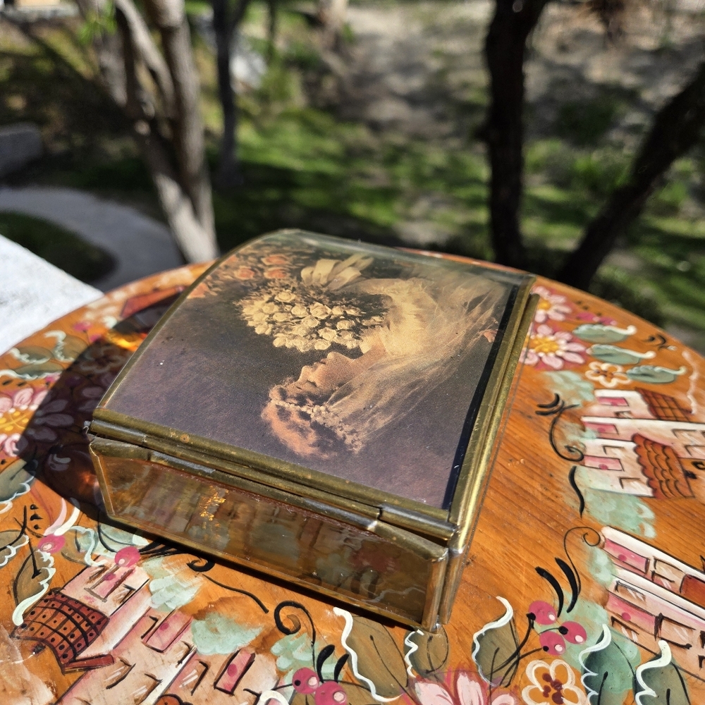 VTG Enesco Bride Brass Trinket Box‎ Hand Crafted Glass Made In MEXICO MCM